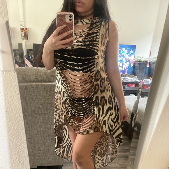 Fashion Nova Dresses & Skirts - Fashion Nova Leopard Dress 🐆🖤